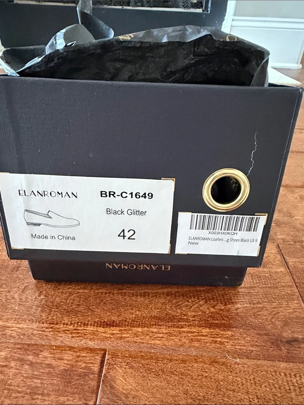 Elanroman shimmering black